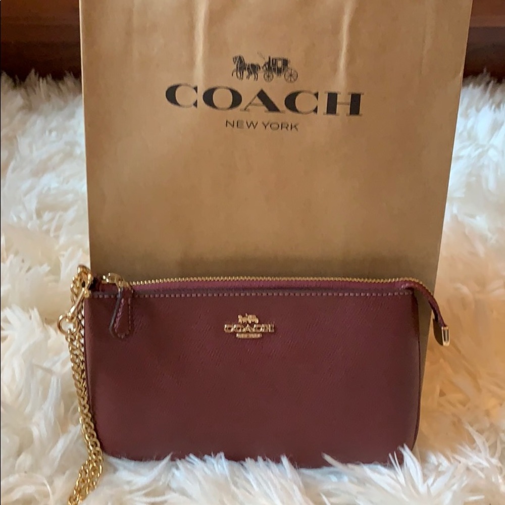 Coach Clutch